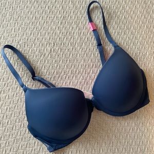 NWT Victoria’s Secret Pink Bra